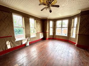 Photo 7- click for photo gallery